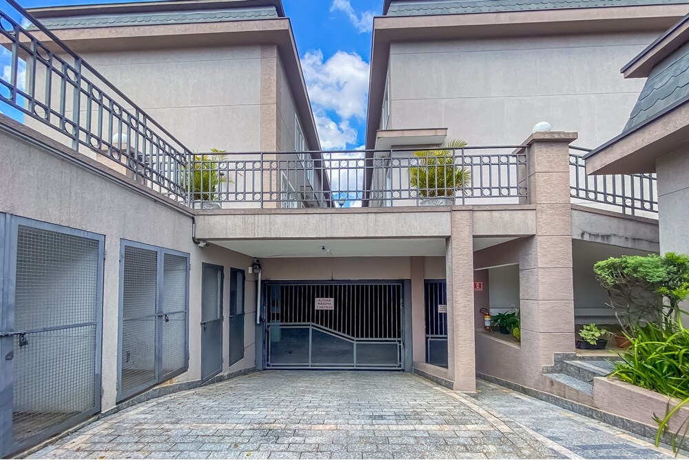 VRAD 582 601391103-15 – Casa à venda no bairro Vila Ré – São Paulo/SP